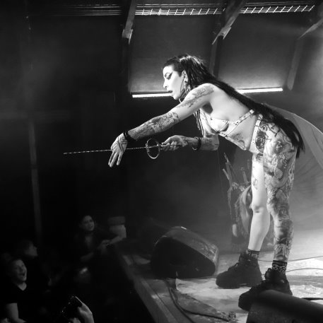 Fibi Eyewalker (D) - Punx n Kweenz Spezial - Neue Zukunft, Berlin - 27. Februar 2025 (18).JPG